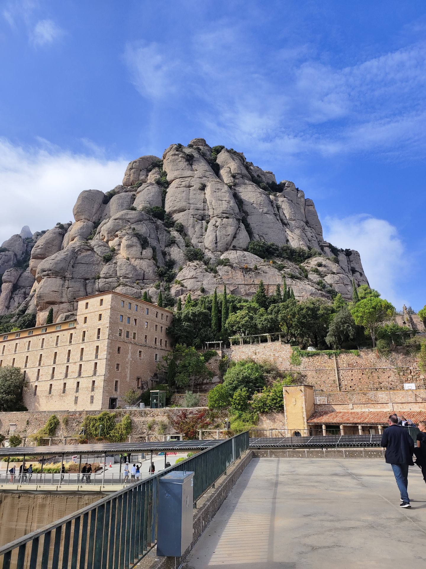 Фото к отзыву о туре Barcelona, Montserrat, Dali